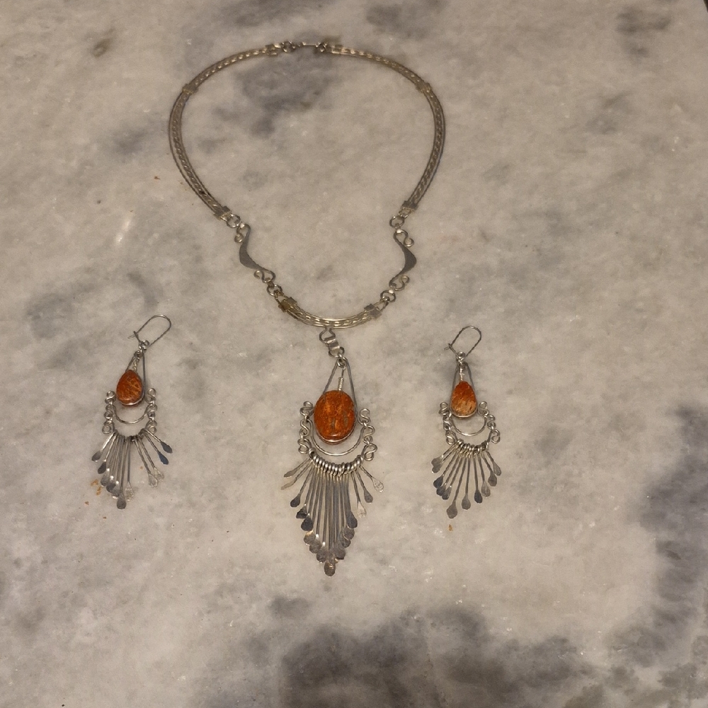 Source Unknown Silver and Orange Necklace Set